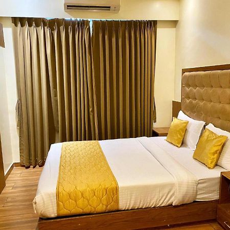 Hotel Palms Residency, Chembur Mumbai Exterior photo