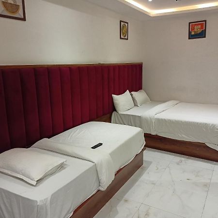Hotel Palms Residency, Chembur Mumbai Exterior photo