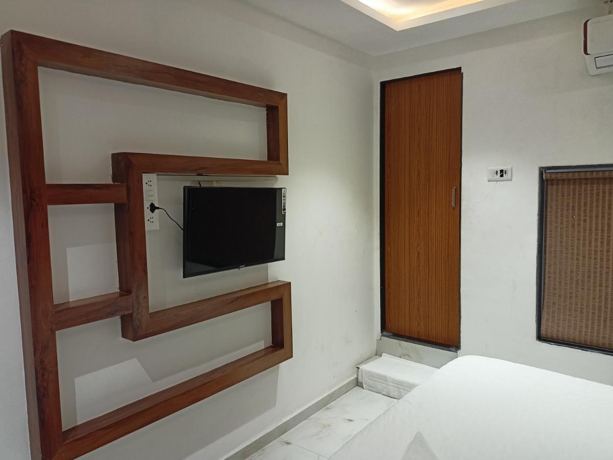 Hotel Palms Residency, Chembur Mumbai Exterior photo