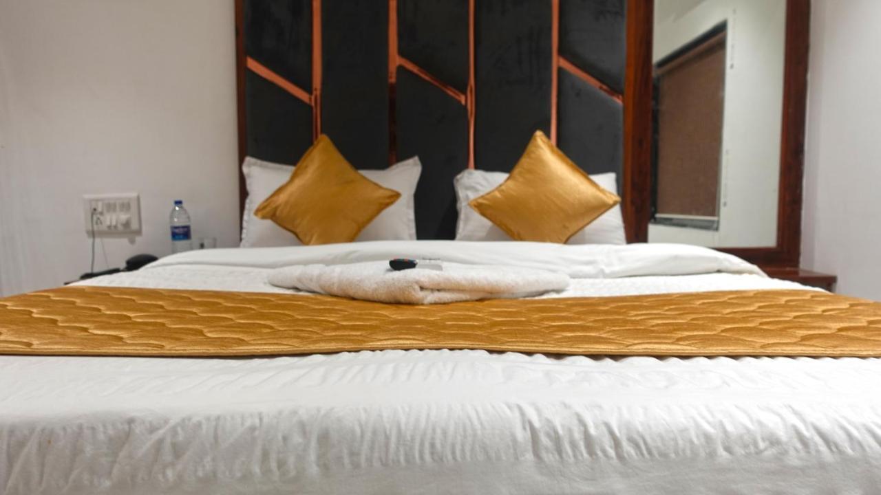 Hotel Palms Residency, Chembur Mumbai Exterior photo