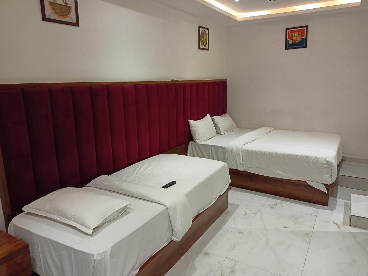 Hotel Palms Residency, Chembur Mumbai Exterior photo