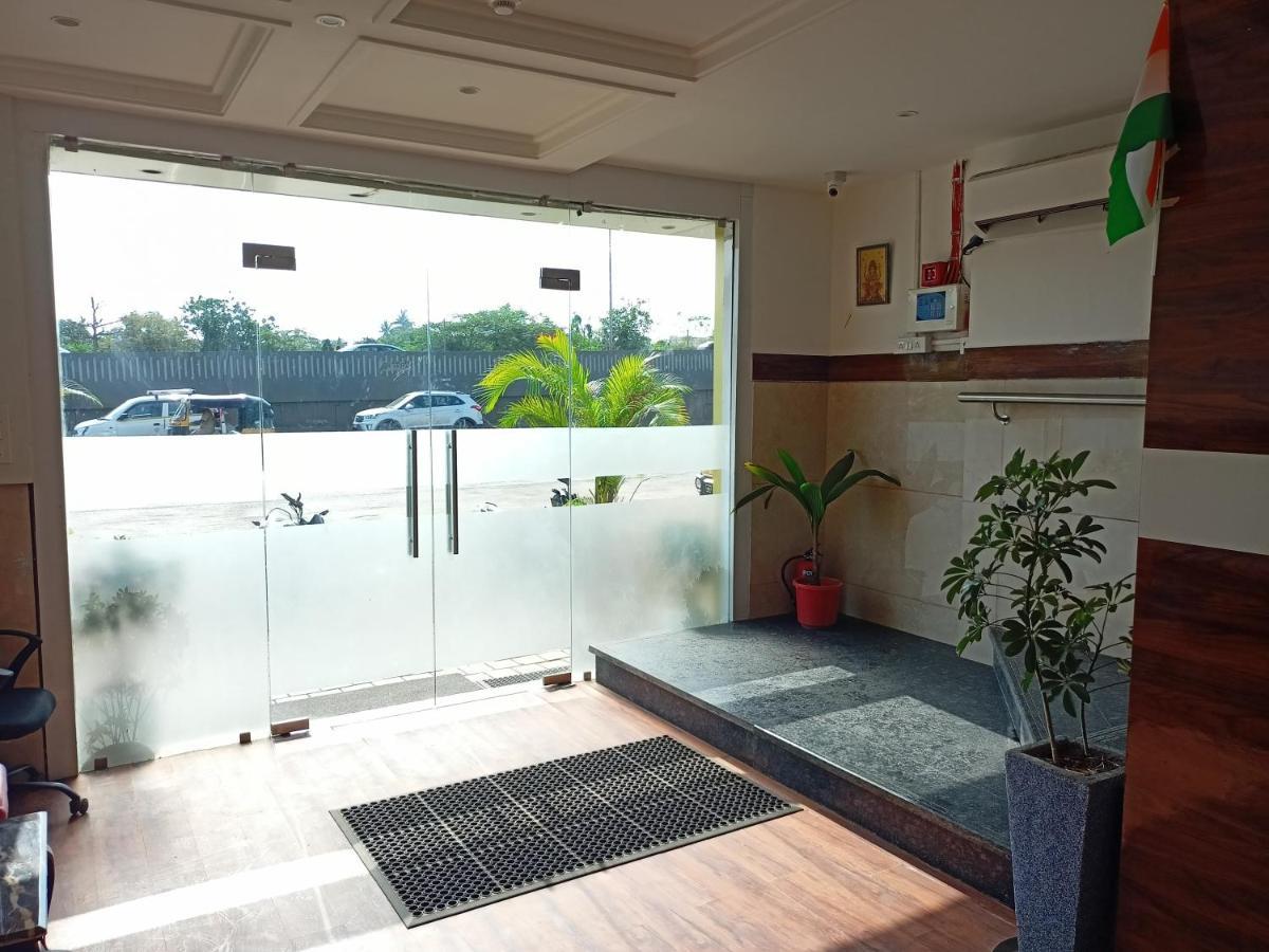 Hotel Palms Residency, Chembur Mumbai Exterior photo